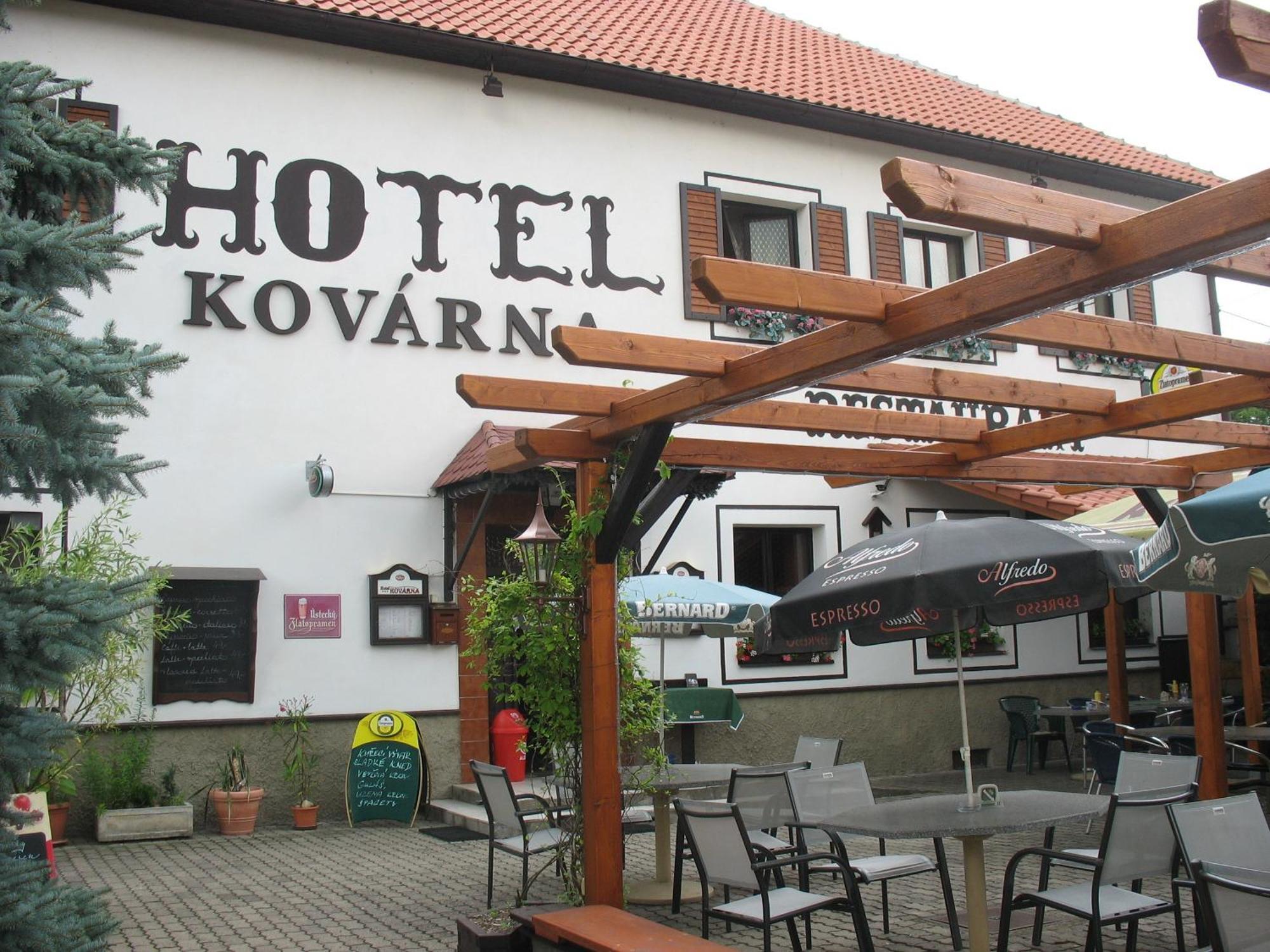 Hotel Kovarna Decin Exterior photo
