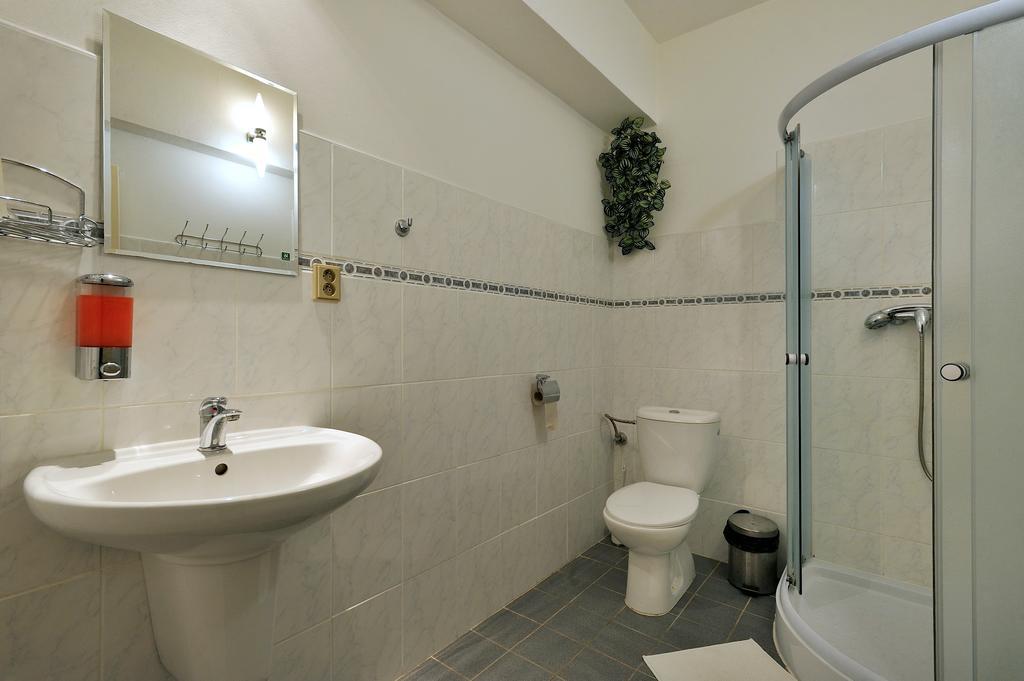 Hotel Kovarna Decin Exterior photo